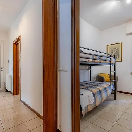 Casa Melas A/c, Parking, Electric Cars Charge Feriehus Pognana Lario